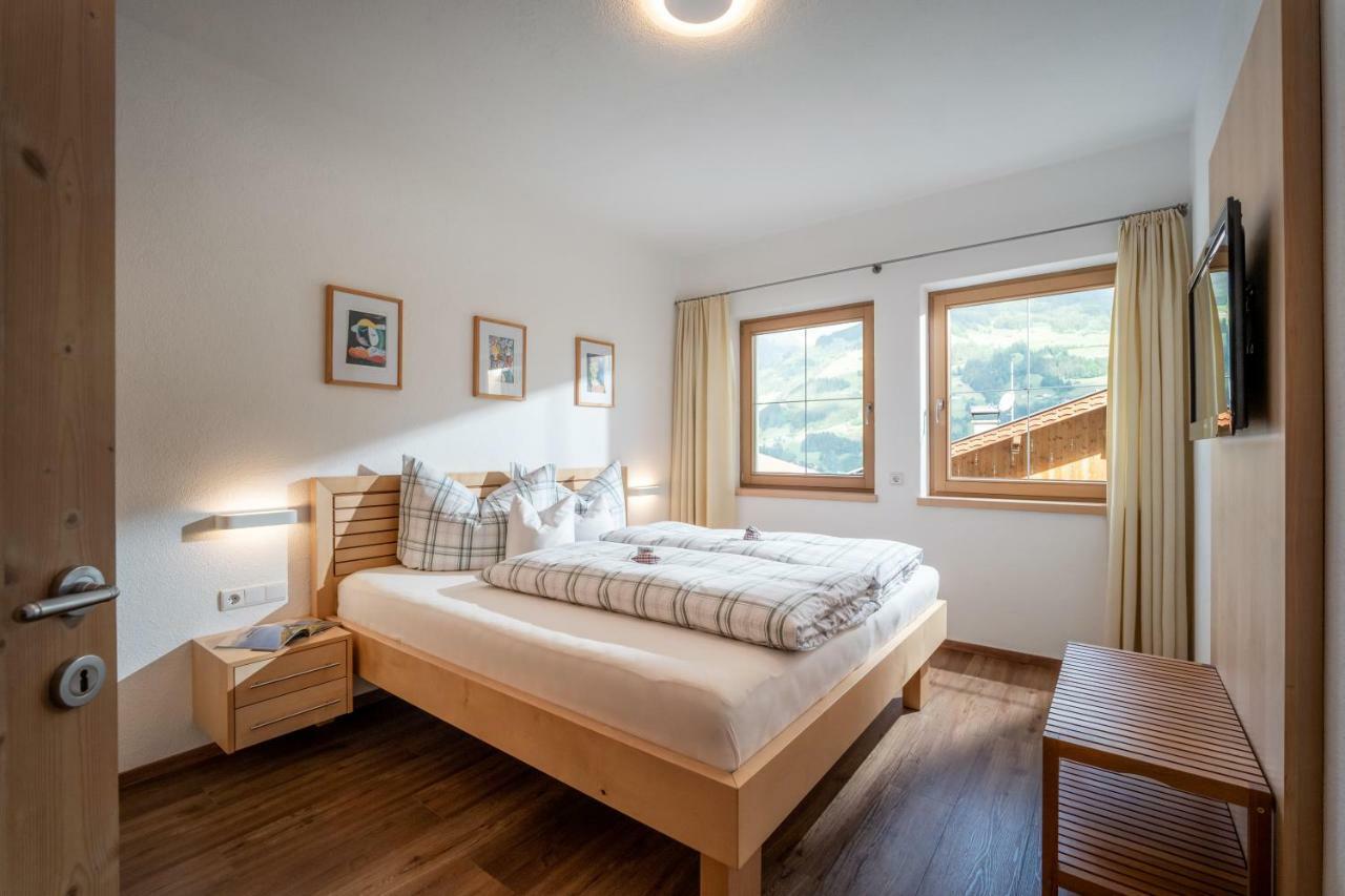 Monis Apartment Ramsau im Zillertal Eksteriør billede